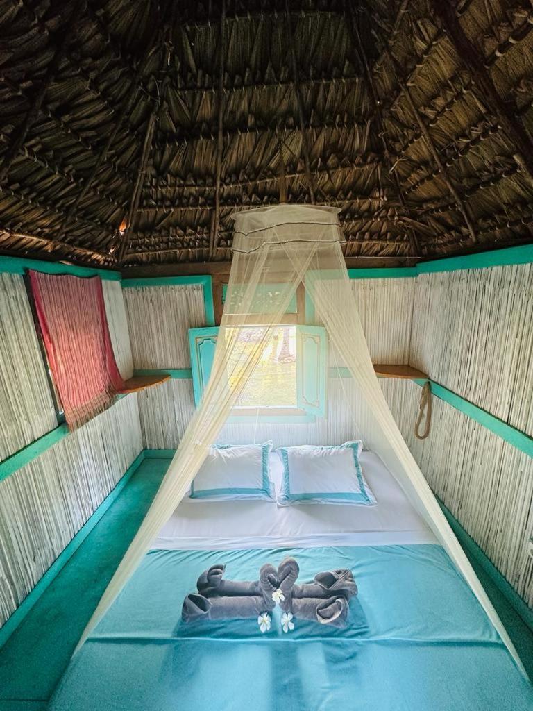 Cocokabanasrote Appartement Nemberala Buitenkant foto